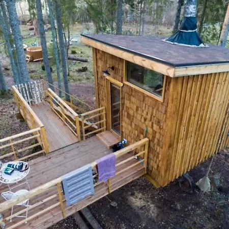 Campeggio Tiigrisilma Treehouse *